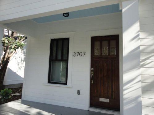 3707 Duval St, Austin, TX 78705-1717