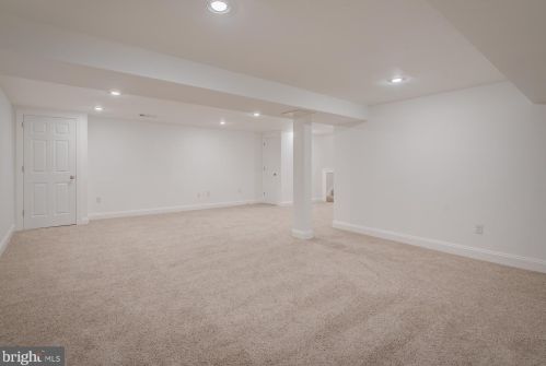 13309 Foxhall Dr, Silver Spring MD exterior