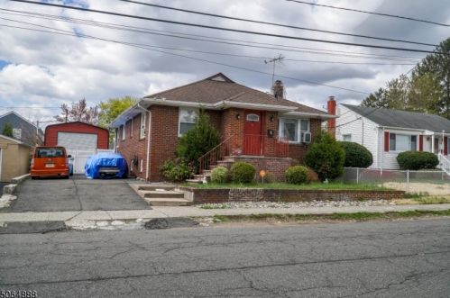 231 Ryerson Ave, Paterson NJ  07502-1110 exterior