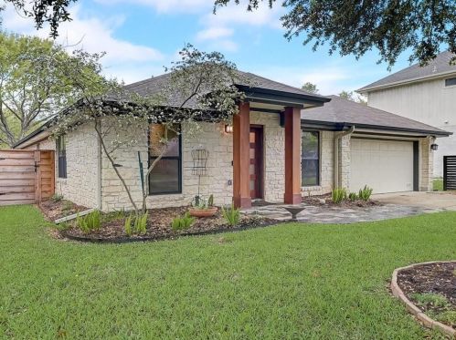 14712 Bescott Dr, Austin TX  78728-5727 exterior