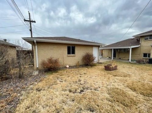 6609 54th Ave, Arvada CO  80002-3808 exterior