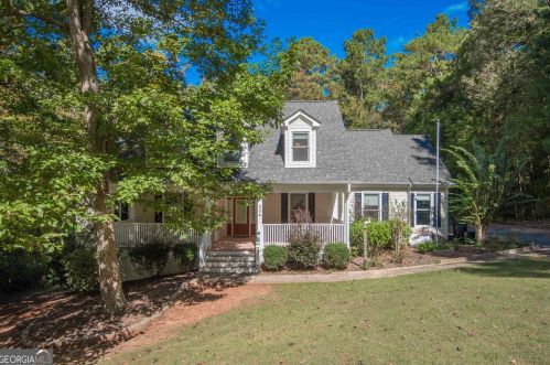 204 Edgefield Ct, Lagrange, GA 30240-8251