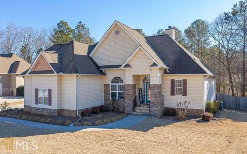 322 Treasure Trl, Carrollton, GA 30117-7013