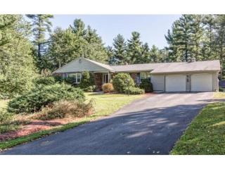10 Jefferson Dr, Londonderry, NH 03053-3618