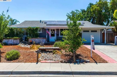 1167 Hibiscus Way, Livermore, CA 94551-1311