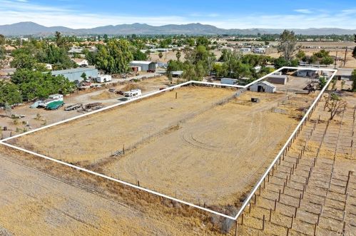1419 Cottonwood Ave, San Jacinto, CA 92582-3161