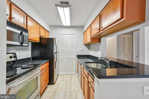 1715 Ascot Way, Herndon, VA 20190-3461