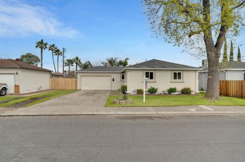 2506 Uhlig Ave, Modesto, CA 95350-2865