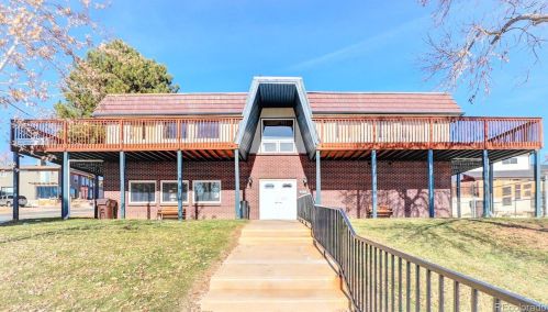 9847 Lane St, Denver CO  80260-8032 exterior
