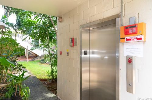 336 Kuakini St, Honolulu HI  96817-2335 exterior