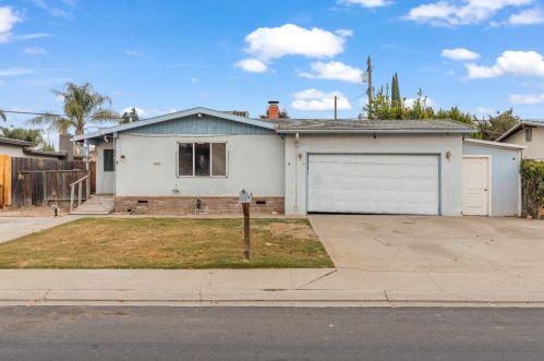 5013 Parks Ave, Salida, CA 95368-9469