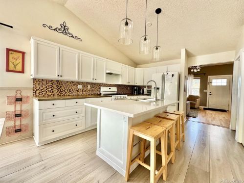 13281 65 Ave, Arvada CO  80004-2161 exterior