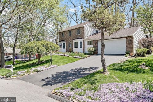 1280 Toann Rd, York, PA 17403-3028