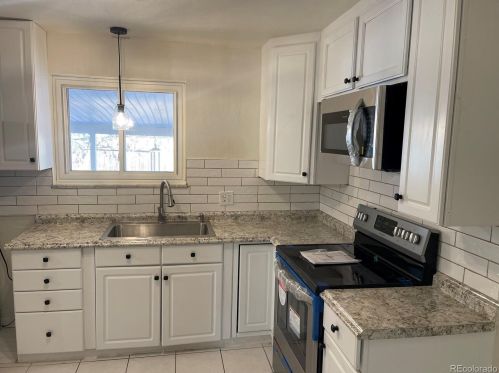 5263 Ursula Way, Denver CO  80239-4064 exterior