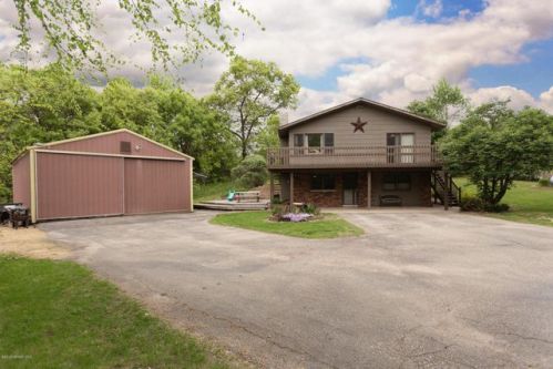 14272 659th St, Dumfries, MN 55981-7502