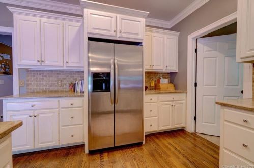 53 Crystal Ridge Dr, Ellington CT  06029-3052 exterior