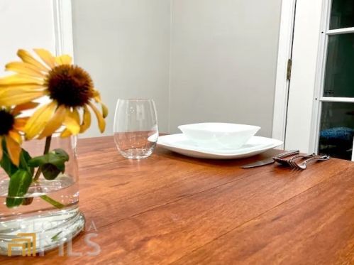 5332 Denny Dr, Atlanta GA  30349-5206 exterior