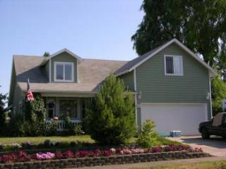 945 Main St, Yamhill OR  97148-8636 exterior