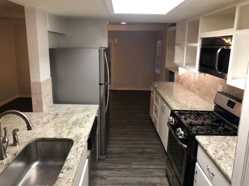 8402 Briarwood Ln, Austin TX  78757-6929 exterior