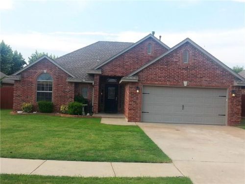 435 Pines Way, Mustang, OK 73064-3934