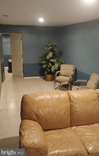 4632 12 St, Philadelphia PA 19147-2624 exterior