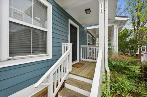 272 Carlyle Park Dr, Atlanta GA  30307-2883 exterior