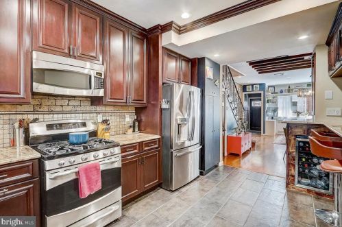 1830 12 St, Philadelphia PA 19122-0018 exterior