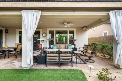 61305 Fire Barrel Dr, La Quinta, CA 92253-7947