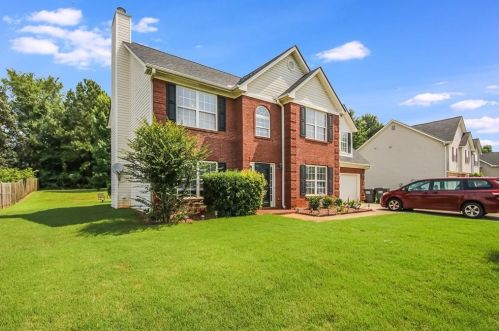145 Trelawney Ln, Porterdale, GA 30016-6883