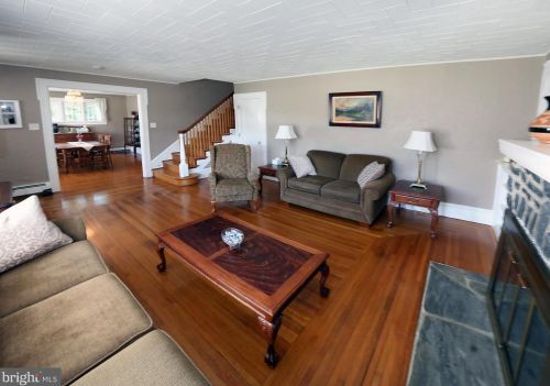 25 Roosevelt Blvd, Lancaster PA  17601-4039 exterior