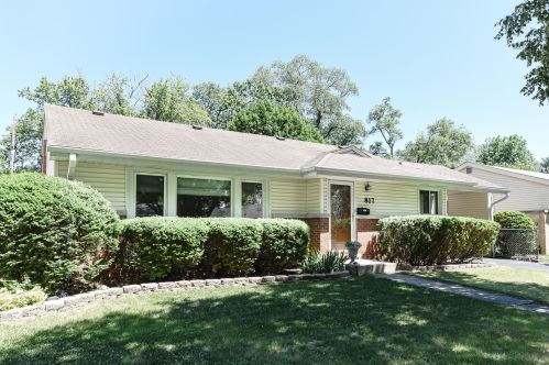 817 Gibbons Ave, Arlington Hts, IL 60004-5828