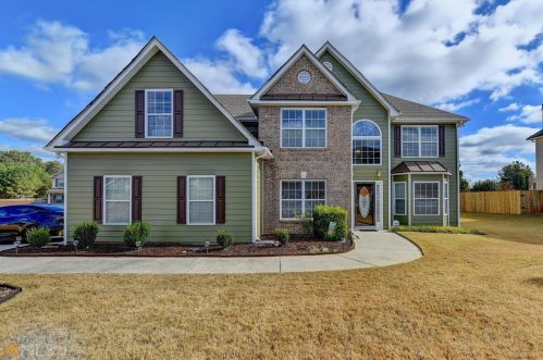 780 Kaitlyn Dr, Loganville, GA 30052-6936