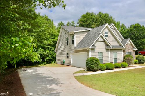 425 Jasmine Cir, Lagrange, GA 30241-8363