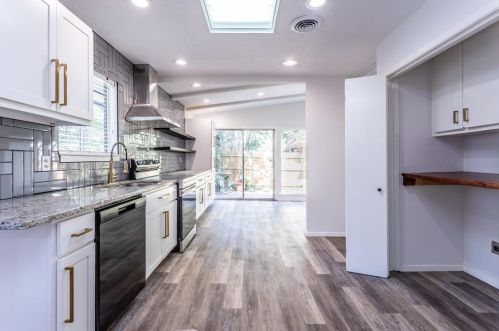 1705 Glen Alta Dr, Irving TX  75061-2305 exterior