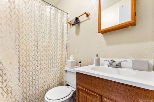 2126 High St, Denver CO 80210-6324 exterior