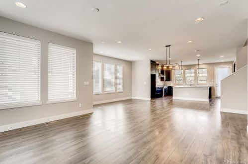 7034 Buchanan Ct, Aurora CO  80016 exterior