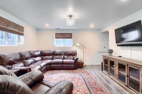 2530 Sable Way, Denver CO 80014-2438 exterior