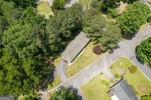 2916 Handy Dr, Atlanta GA  30318-7239 exterior