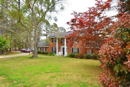 251 Edgewater Cir, Ellerslie, GA 31807-5835