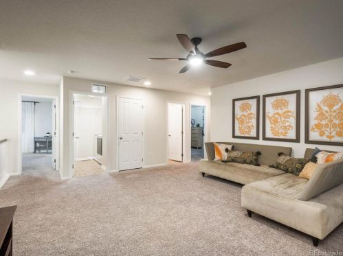 25380 Aberdeen Dr, Aurora CO 80016-3225 exterior