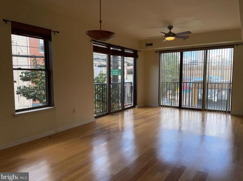 837 2nd St, Philadelphia, PA