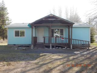 136619 Main St, Crescent Lake OR  97733 exterior
