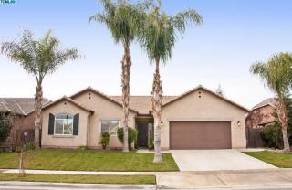 3017 Cedar St, Visalia, CA 93292-3355
