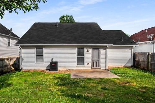 502 Kettletoft Ct, Stockbridge GA  30281-6485 exterior