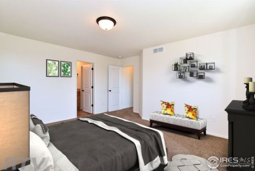 2655 Sapphire St, Loveland CO 80537-2024 exterior