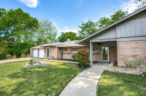3105 Chisholm Trl, Fort Worth TX  76116-4905 exterior