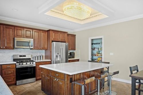 14012 Quailridge Dr, Riverside CA  92503-7201 exterior
