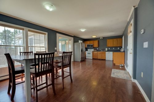 157 Garney Rd, Wakefield, NH 03872-7401