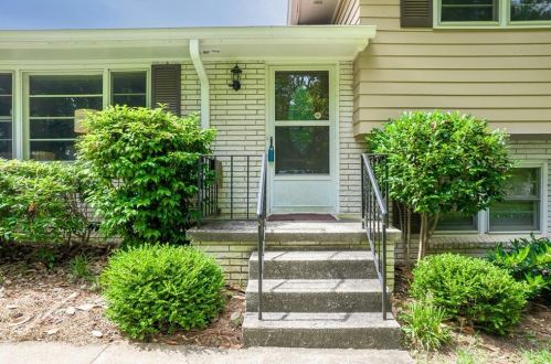 3181 Louden Dr, Atlanta GA  30345-3723 exterior