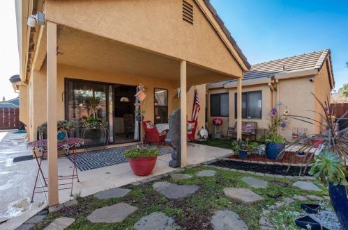 3825 Gatesville Ave, Modesto, CA 95357-1447